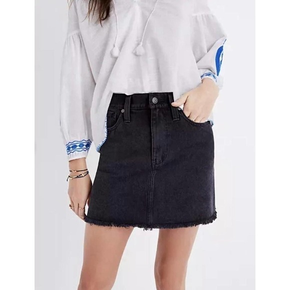 Madewell McCarren Raw-Hem Jean Skirt women’s size 32 - Picture 2 of 9
